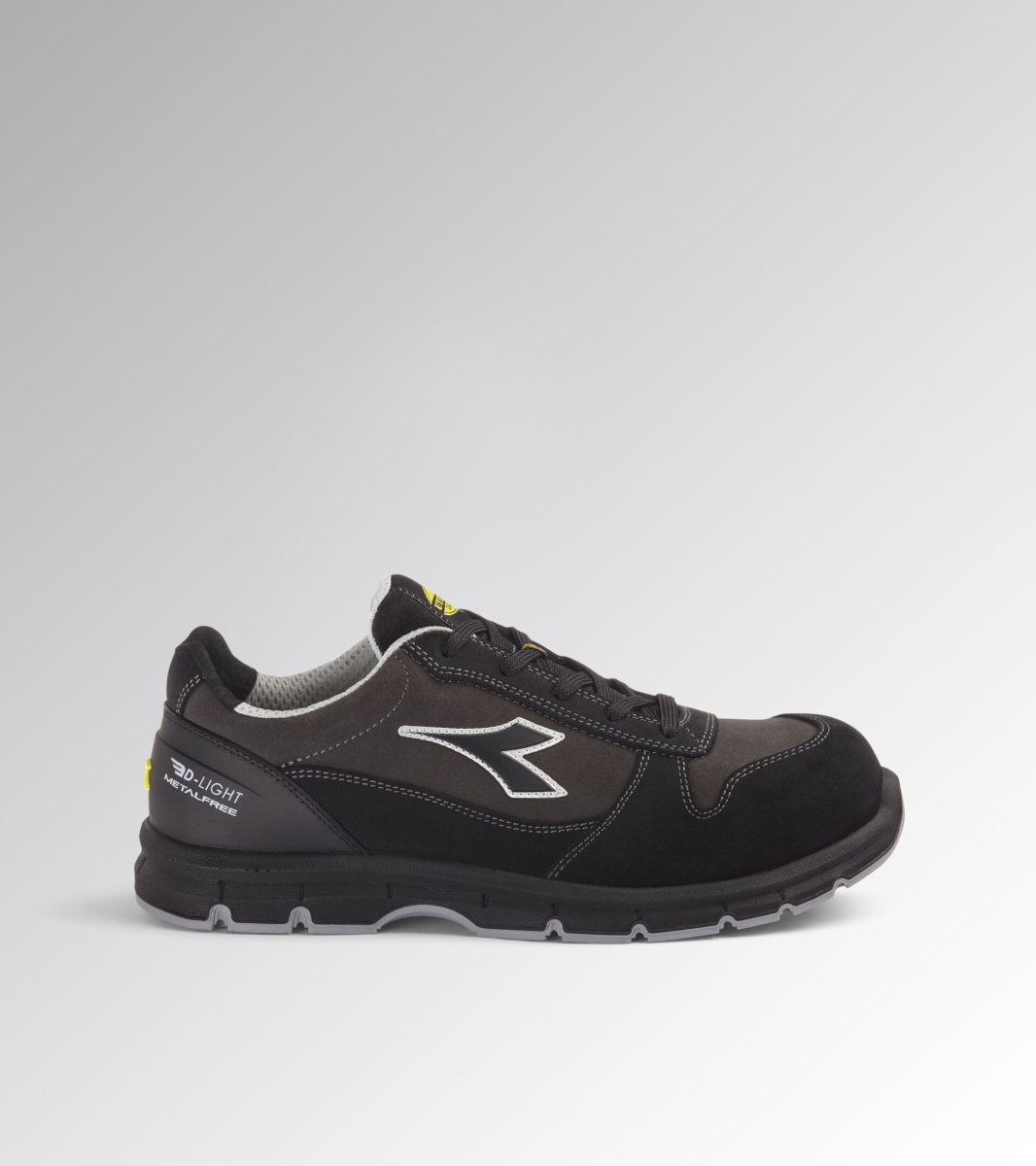 RUN LOW METAL FREE S3 SRC ESD Black/Charcoal