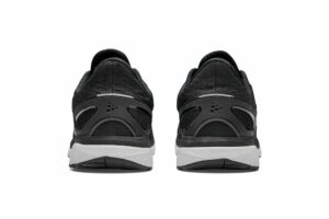 V150 Engineered Shoes Dames Black/White