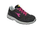 RUN LOW S3 SRC ESD BLACK/FUCHSIA